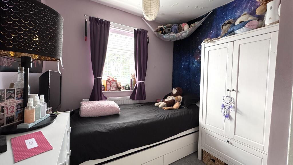 Additional image 7 of Meadway, B33