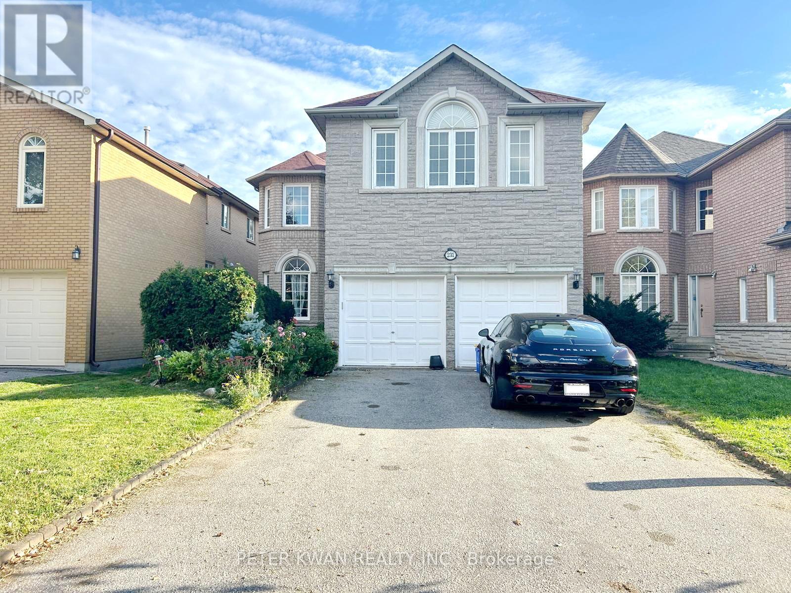 Primary image of 231 PINEWOOD DRIVE|Vaughan (Crestwood-Springfarm-Yorkhill), Ontario L4J5R7