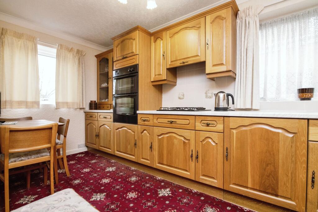 Additional image 7 of Longleat, Birmingham, B43