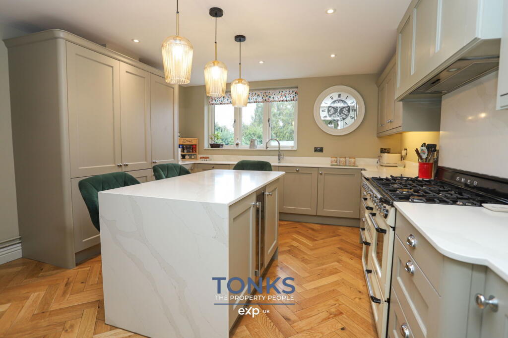 Additional image 4 of Thornhill Road, Halesowen, B63 1AU