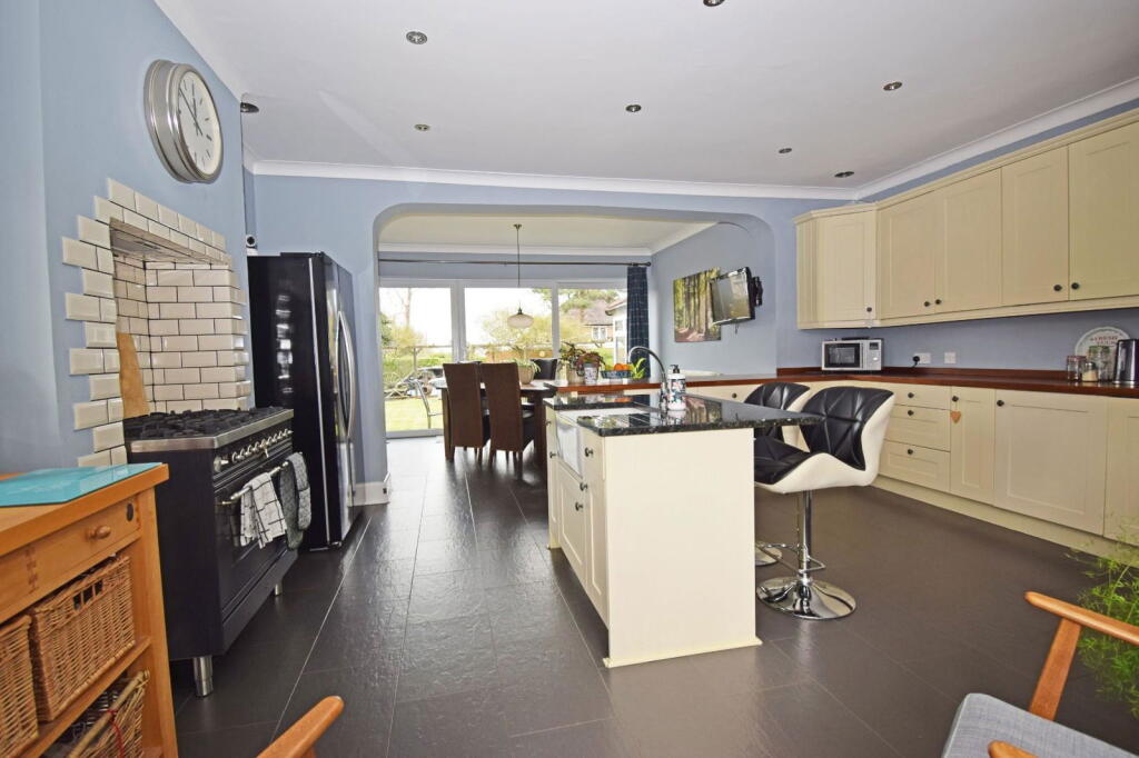 Additional image 22 of 19 College Road, Bromsgrove, Worcestershire, B60 2NF