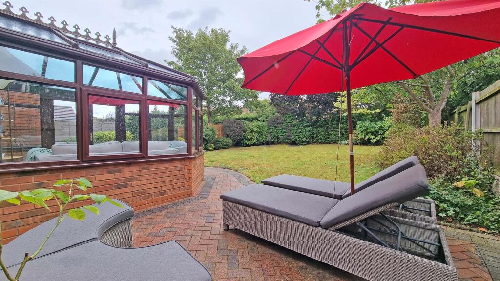 Additional image 24 of Sycamore Drive, Hollywood