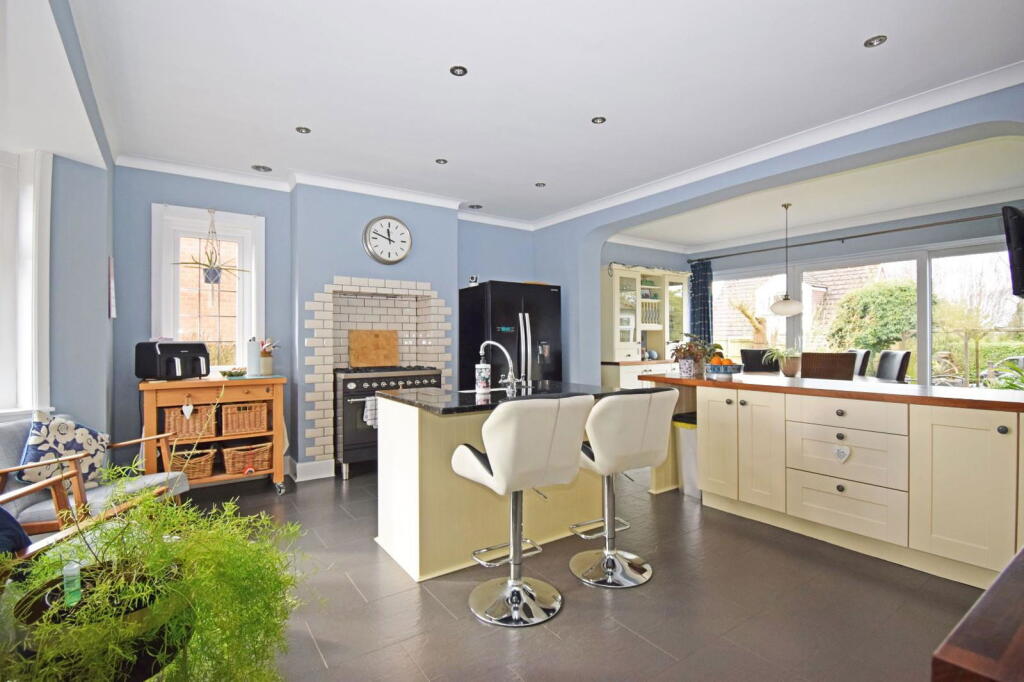 Additional image 5 of 19 College Road, Bromsgrove, Worcestershire, B60 2NF