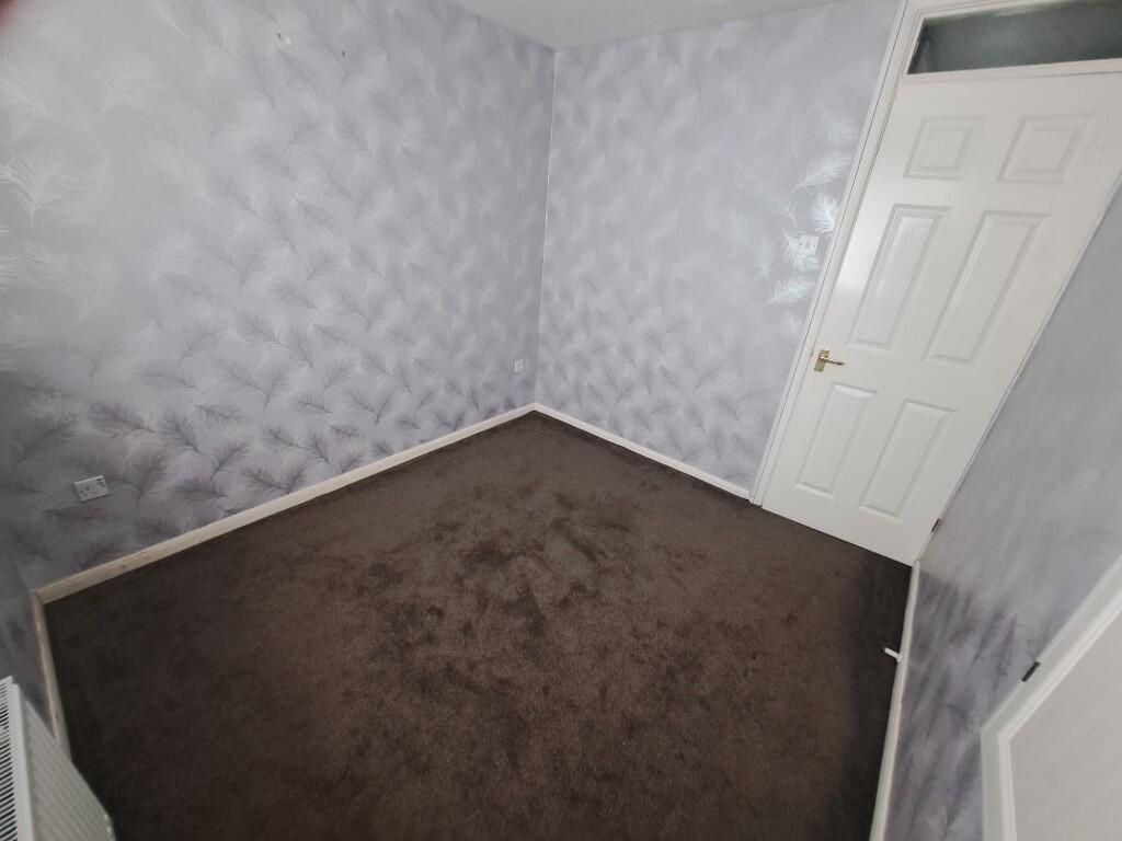 Additional image 8 of Hollyoake Close, Oldbury, West Midlands, B68