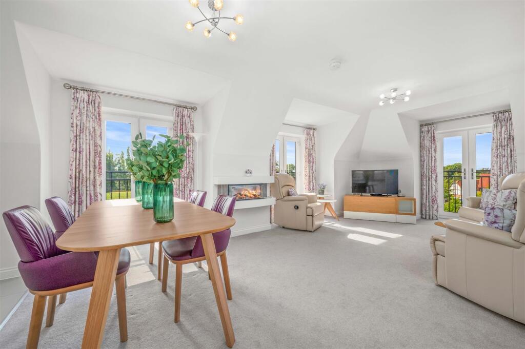 Additional image 30 of Woodland Drive, Great Alne, Alcester