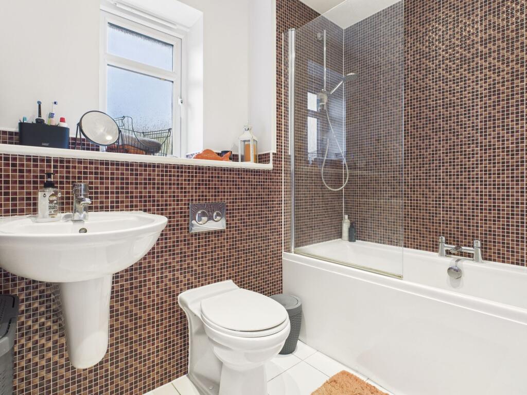 Additional image 15 of Cowslip Close, Catshill, B61