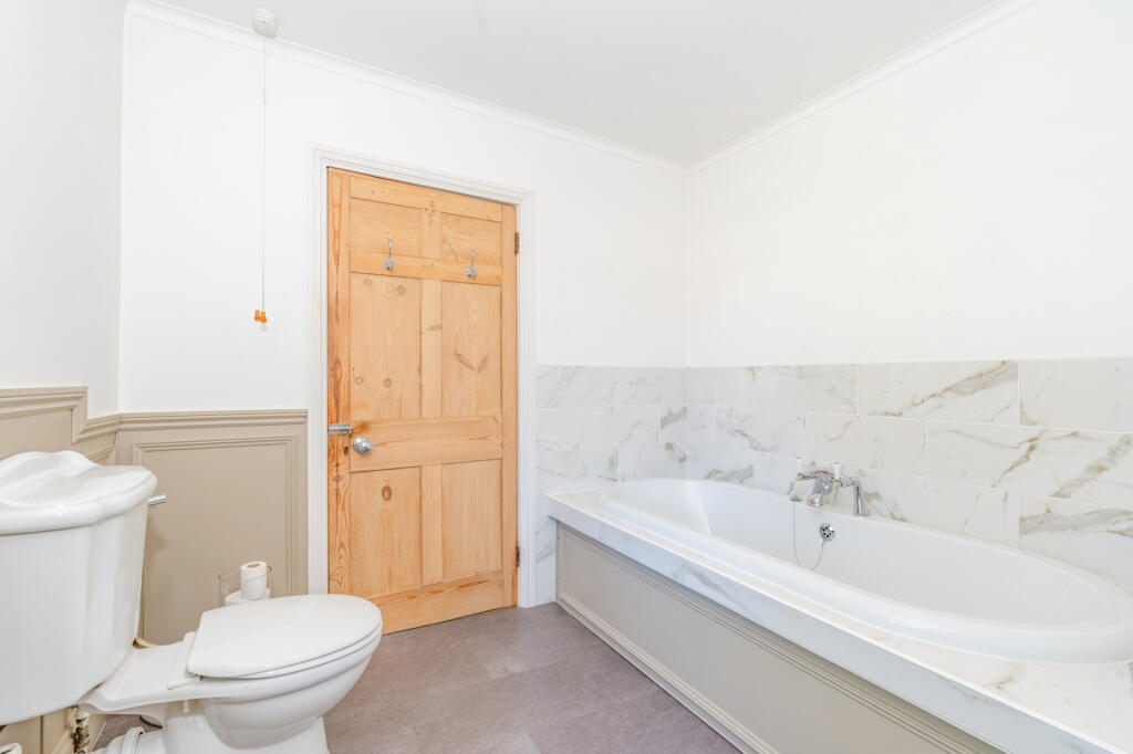 Additional image 25 of Willow Road, Bromsgrove