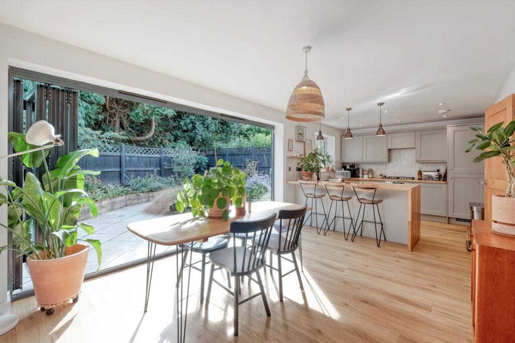 Additional image 2 of Kidderminster Road, Bromsgrove, B61