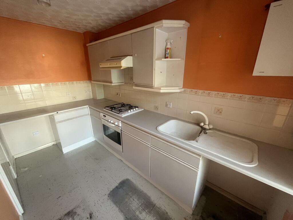 Additional image 5 of 32 Victoria Gardens, Cradley Heath, West Midlands B64 5LX