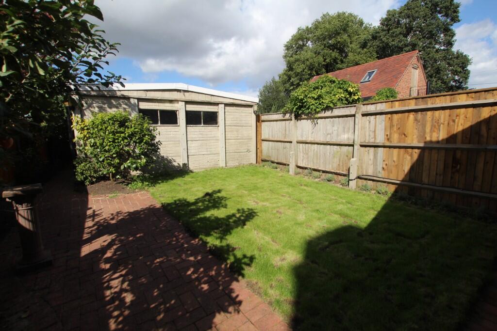 Additional image 6 of Hollyland, Shustoke B46