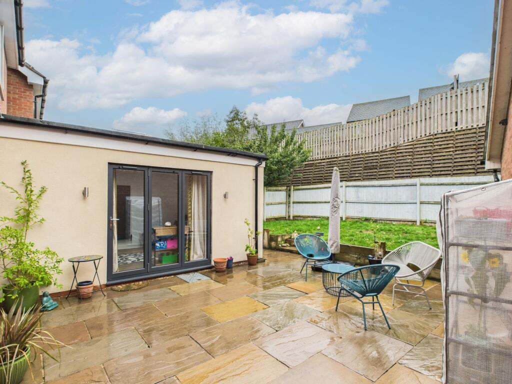 Additional image 21 of Cowslip Close, Catshill, B61