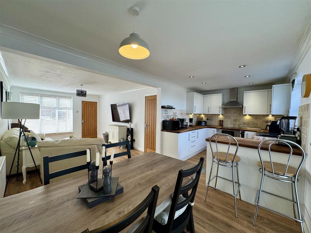 Additional image 19 of Chiltern Close, Halesowen