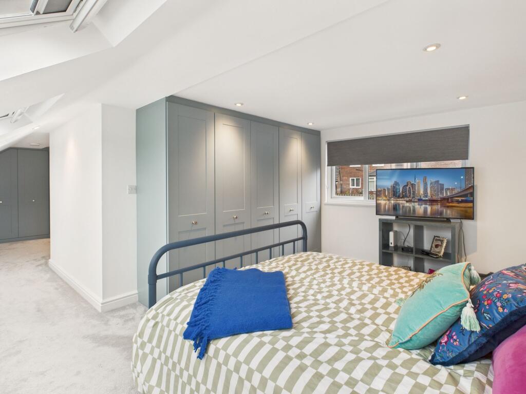 Additional image 17 of Cowslip Close, Catshill, B61