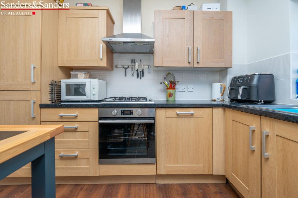 Additional image 5 of Gas House Lane, Alcester, B49