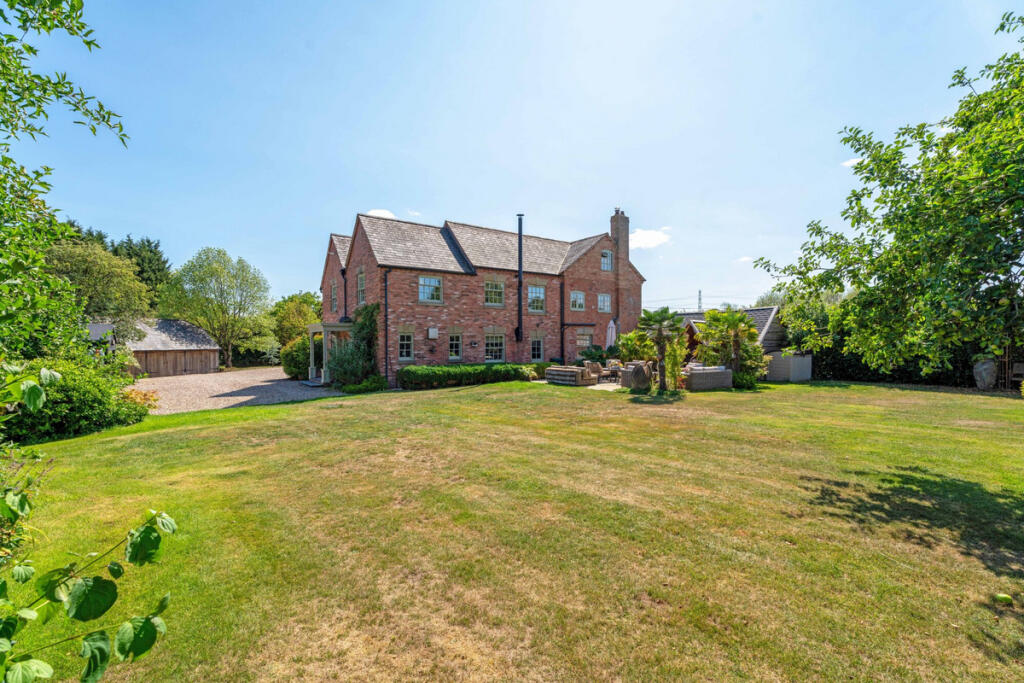Additional image 36 of Woodgate Road Stoke Prior Bromsgrove, Worcestershire, B60 4HG