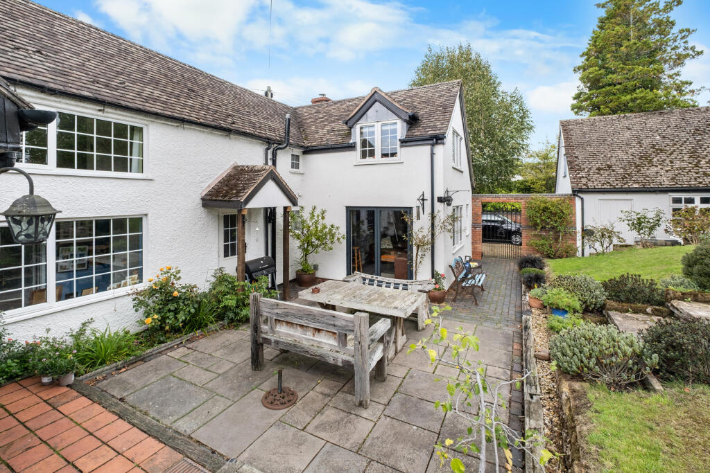 Additional image 41 of Parish Hill, Bournheath, Bromsgrove B61 9JH