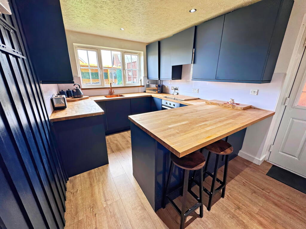 Additional image 5 of Beautifully presented three bedroom detached property - Mallen Drive, B69