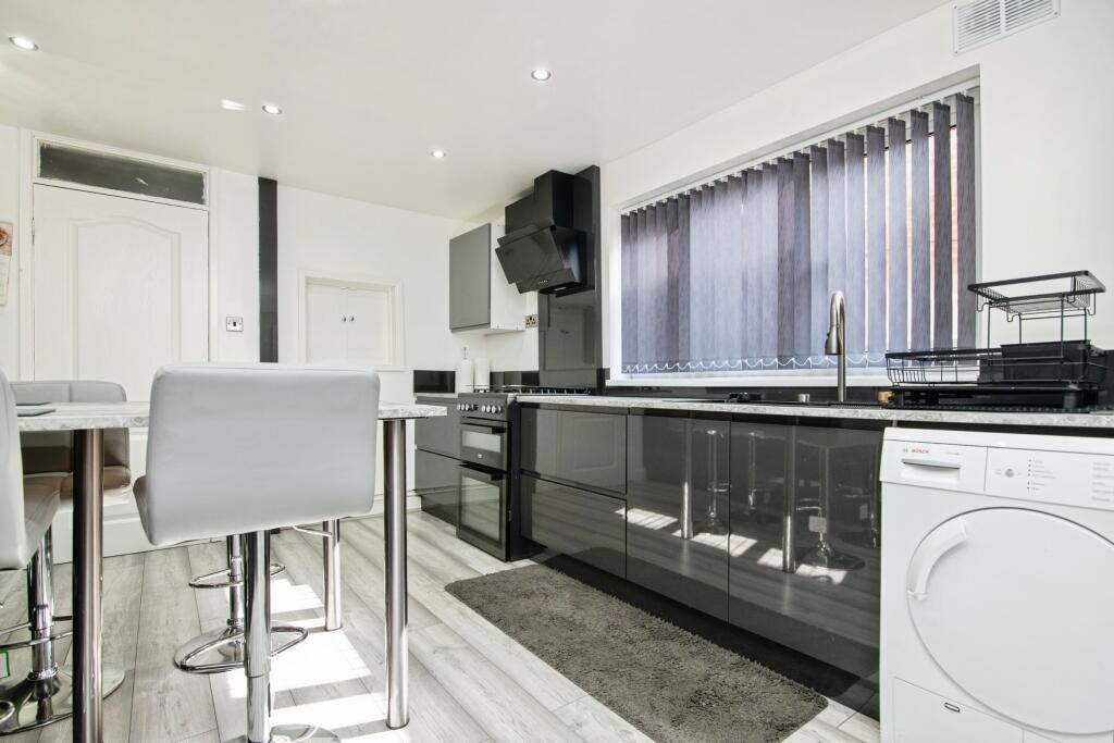 Additional image 2 of Cheshire Road, Smethwick, B67