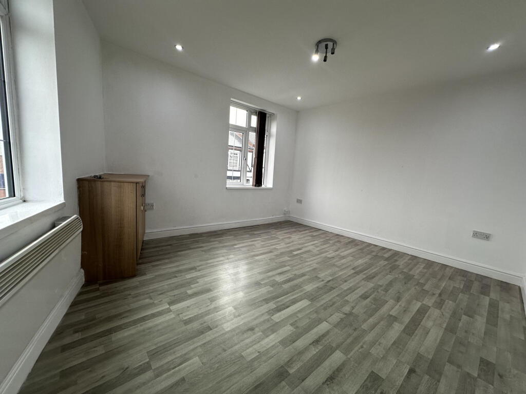 Additional image 4 of Vernon Road, Oldbury, West Midlands, B68