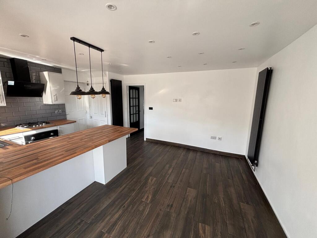 Additional image 4 of Strawberry Close, Tividale, Oldbury, West Midlands