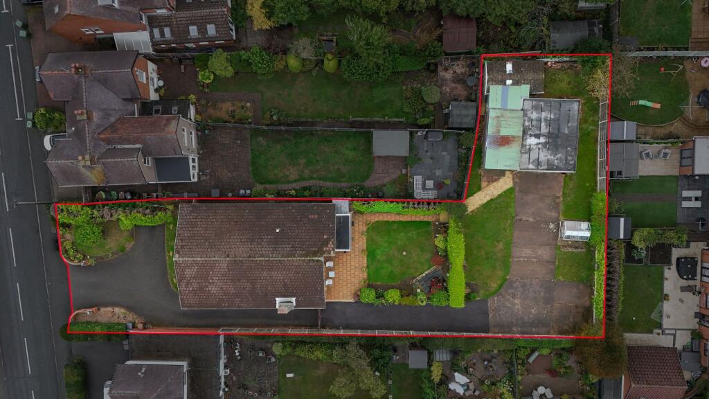 Alcester Road, Lickey End, B60