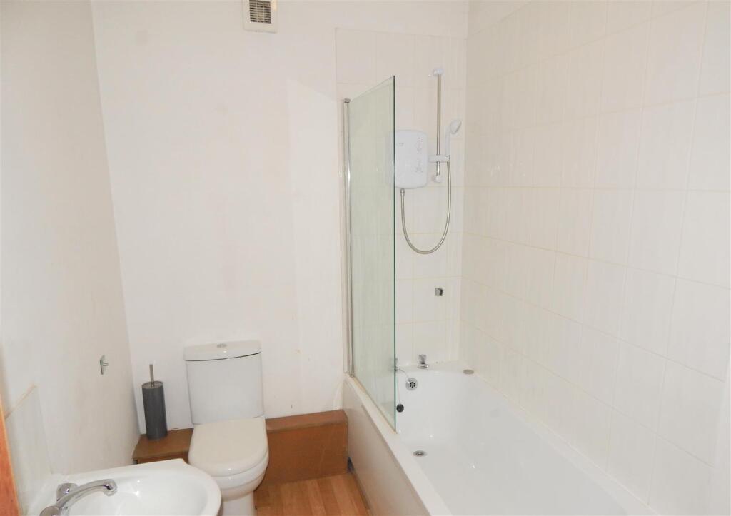 Additional image 4 of 112 High Street, Bromsgrove