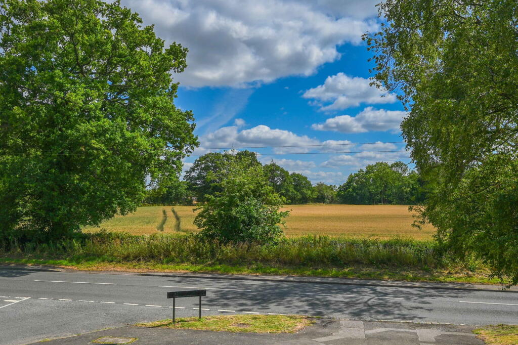 Additional image 29 of 74 Station Road, Wythall