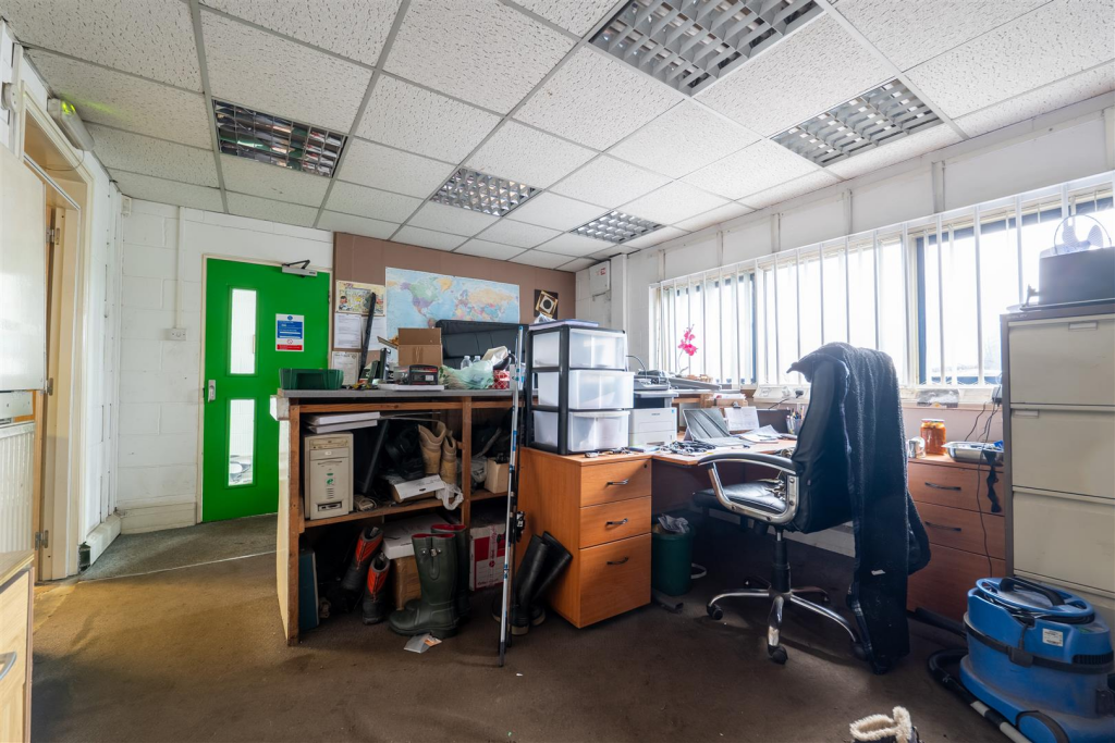 Additional image 6 of Unit 8B, Waterloo Road, Bidford-On-Avon, Alcester