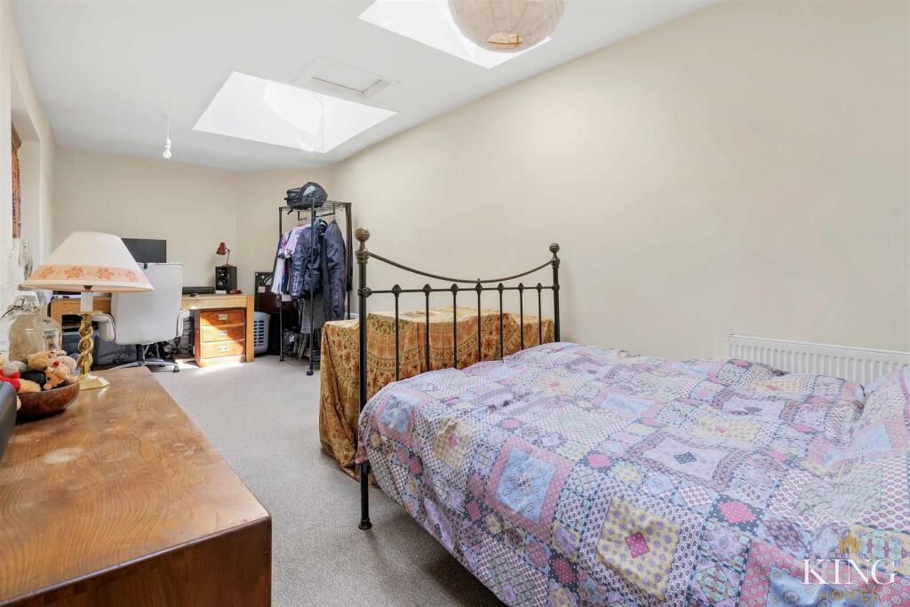 Additional image 5 of High Street, Bidford-On-Avon, Alcester