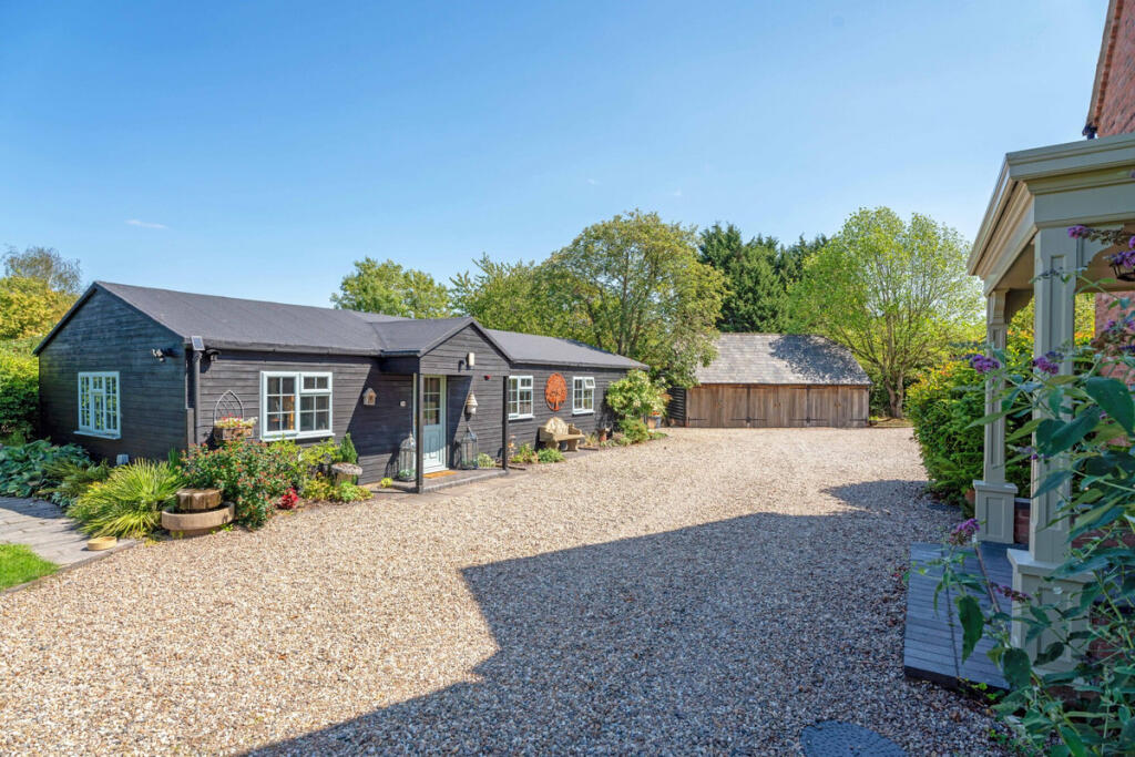 Additional image 30 of Woodgate Road Stoke Prior Bromsgrove, Worcestershire, B60 4HG