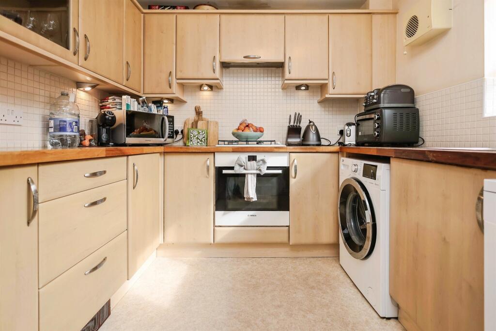 Additional image 3 of Littlehill Crescent, HALESOWEN