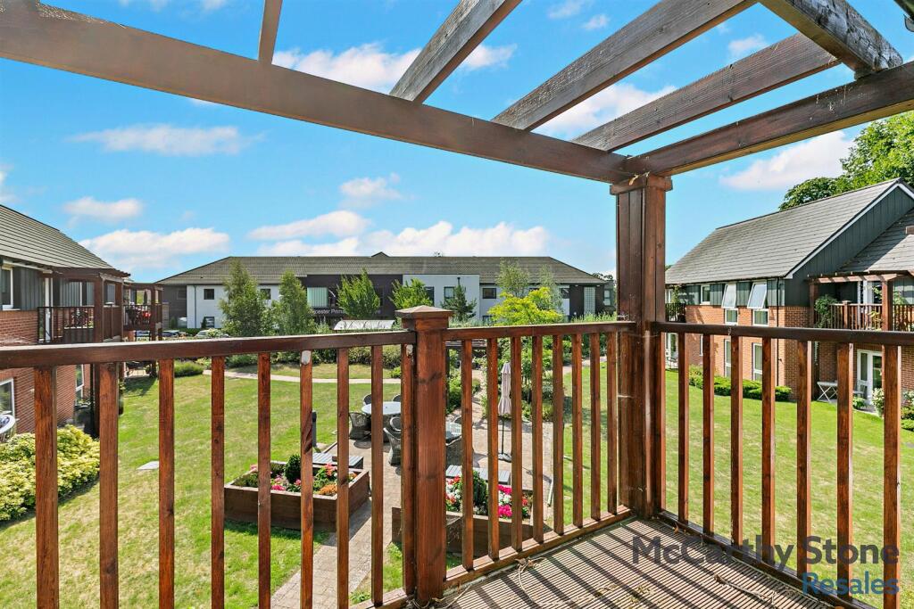 Property image for Jackson Place, Fields Park Drive, Alcester, Warwickshire, B49 6GR