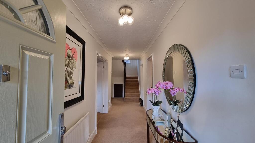 Additional image 9 of Sycamore Drive, Hollywood