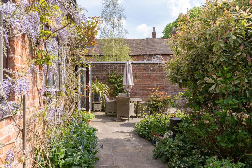 Additional image 27 of Old Rectory Lane, Alvechurch, B48