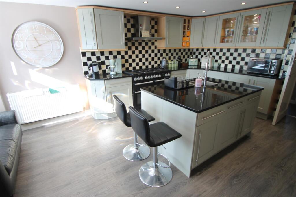 Additional image 20 of Lutley Avenue, Halesowen