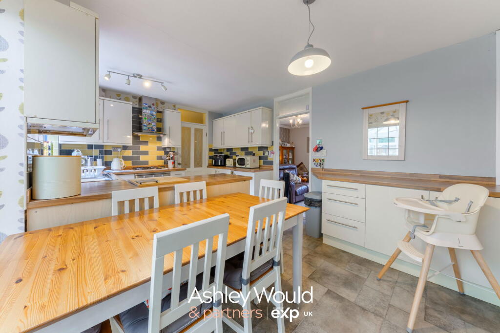 Additional image 6 of Parkfield Close, Halesowen, B62 0HL