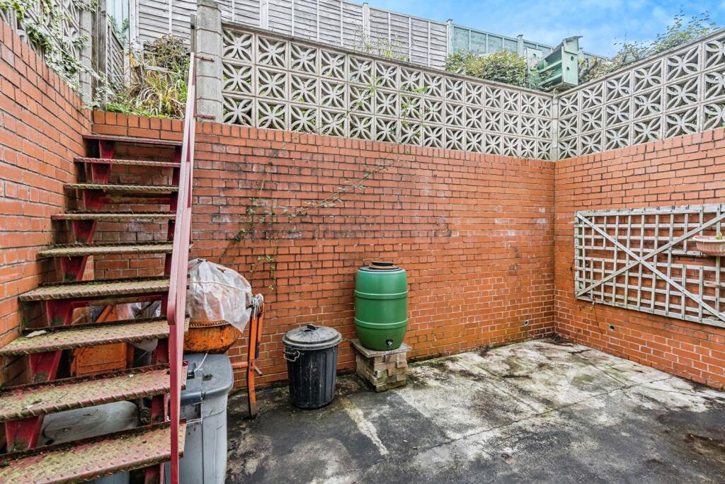 Additional image 16 of Hunnington Crescent, Halesowen, West Midlands, B63