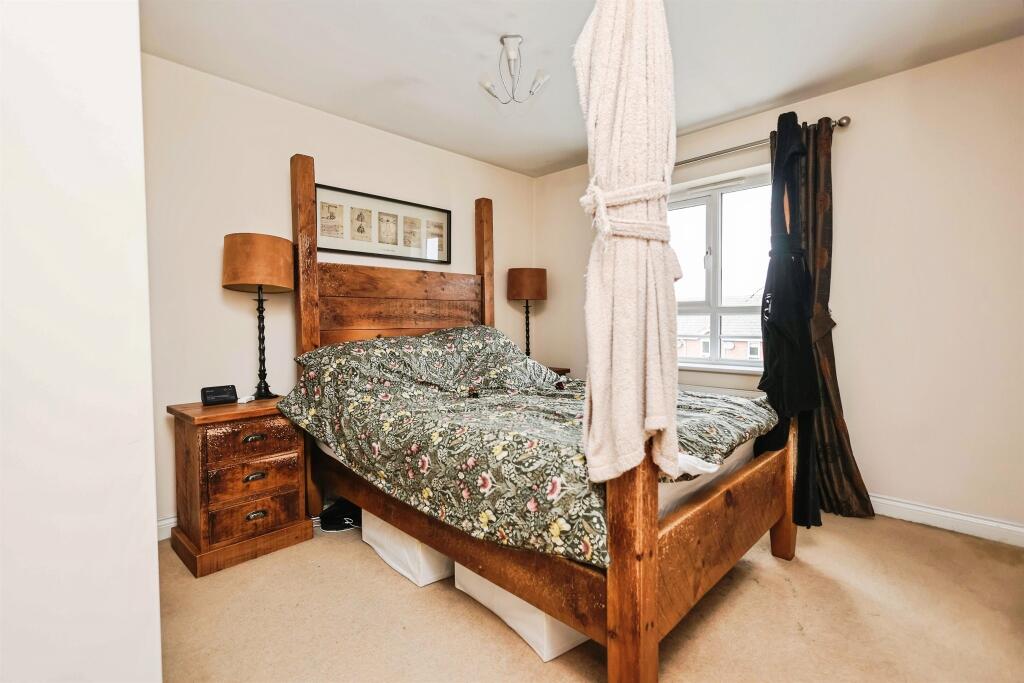 Additional image 4 of Littlehill Crescent, HALESOWEN