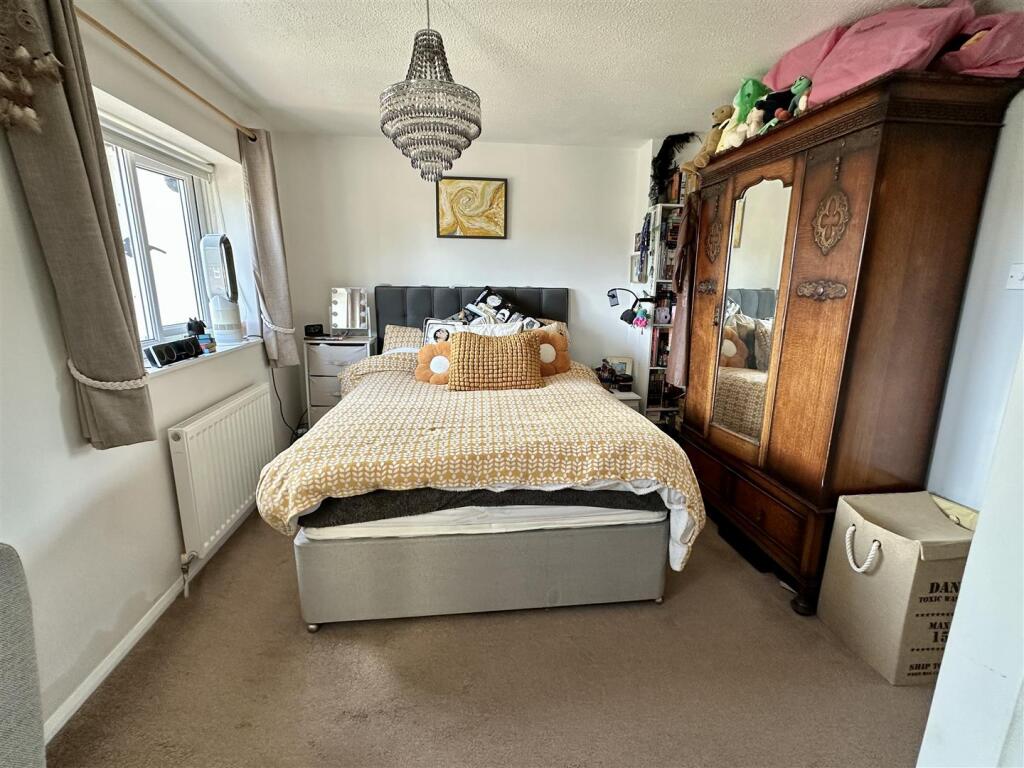 Additional image 14 of Meadow Road, Alcester