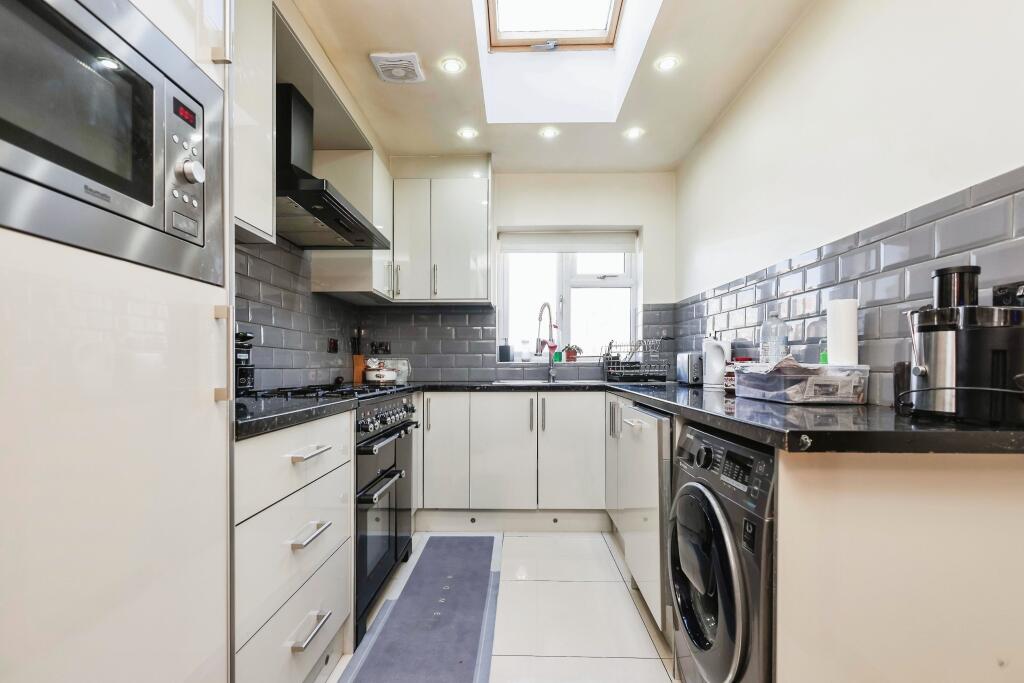 Additional image 16 of Moore Crescent, Oldbury, West Midlands, B68