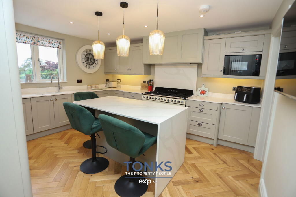 Additional image 6 of Thornhill Road, Halesowen, B63 1AU