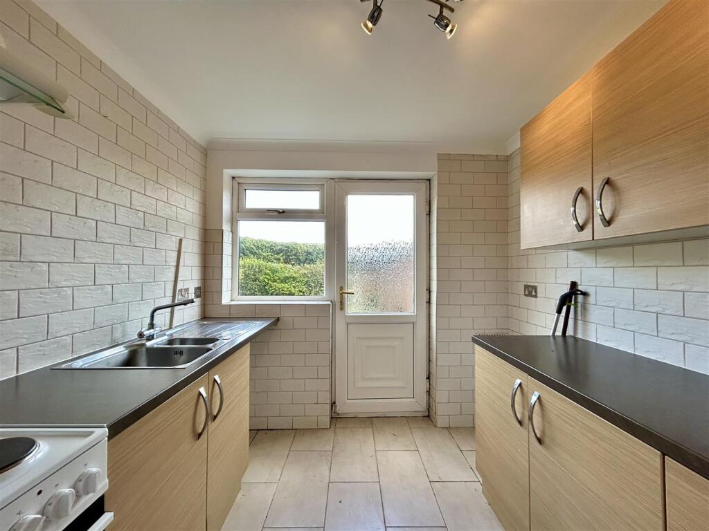 Additional image 8 of Wicklow Close, Halesowen