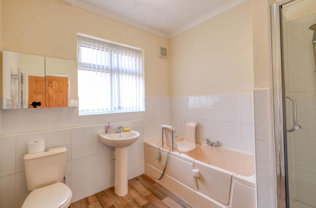 Additional image 8 of Holly Road, Bromsgrove, B61