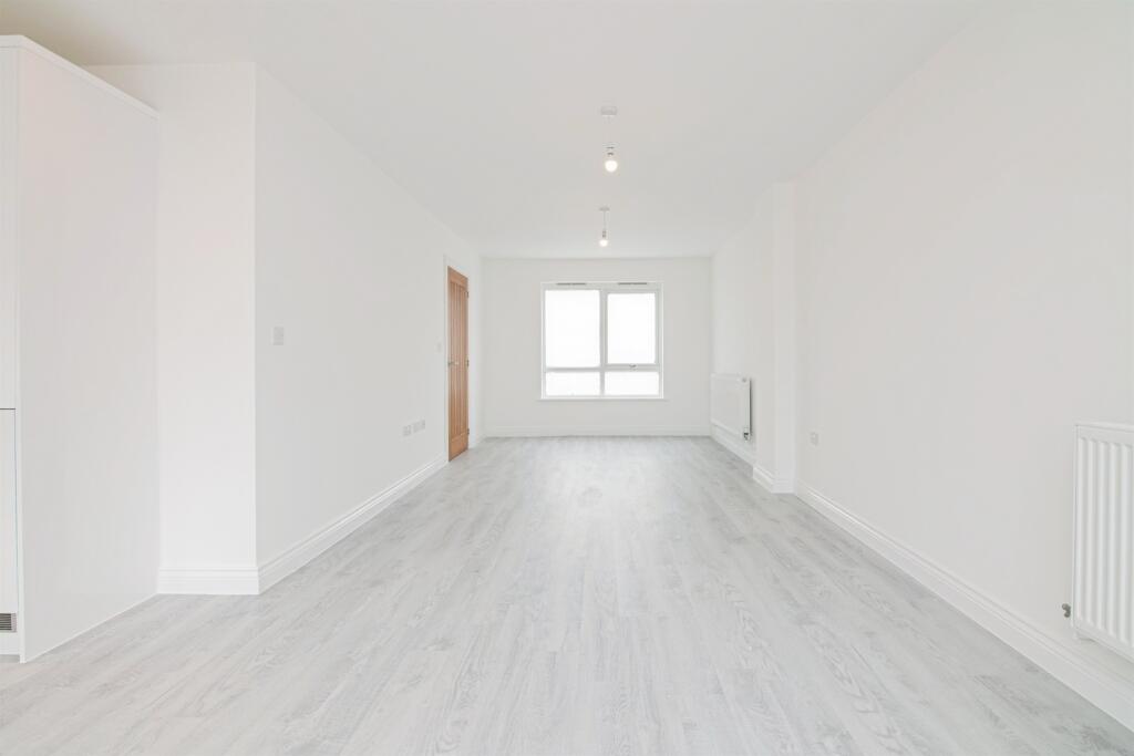 Additional image 5 of Abbey Road, Smethwick