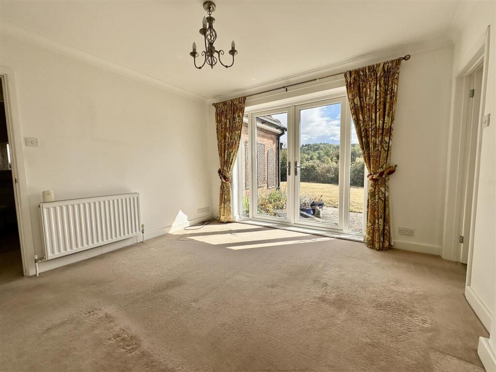 Additional image 5 of Poplar Close, Oversley Green, Alcester