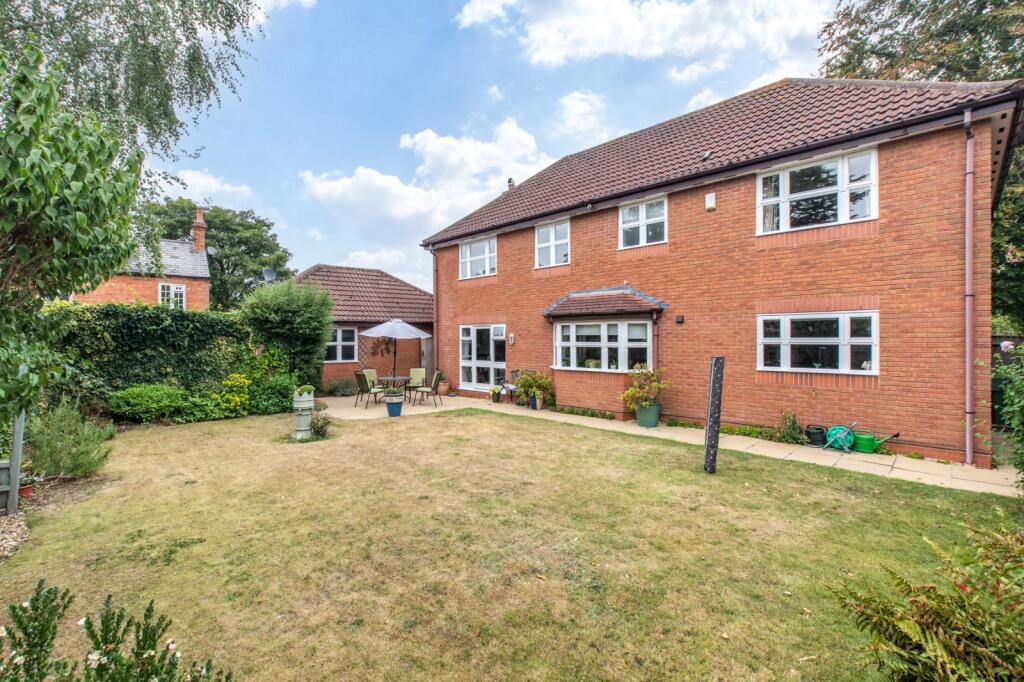 Additional image 22 of Whitford Gardens, Bromsgrove, Worcestershire, B61