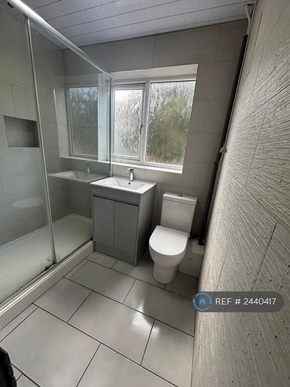 Additional image 8 of Grange Crescent, Halesowen, B63