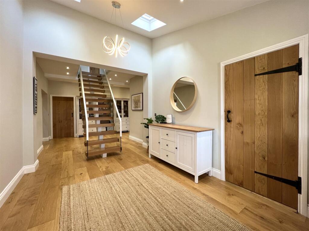 Additional image 35 of St Kenelms Road, Romsley, Halesowen