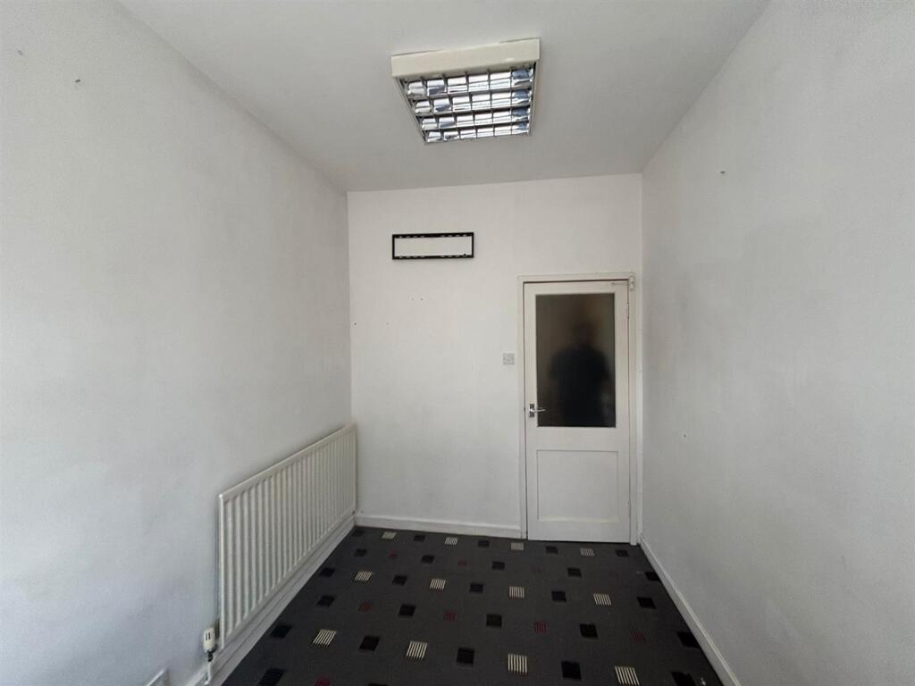 Additional image 9 of Long Lane, Halesowen