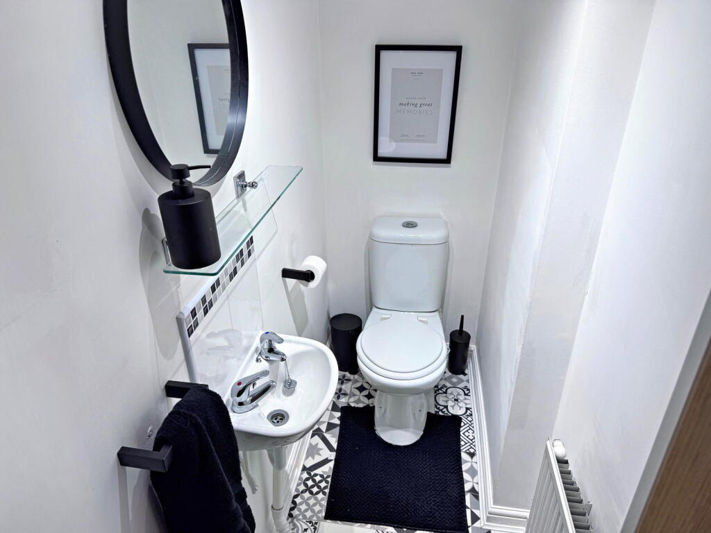 Additional image 7 of Beautifully presented three bedroom detached property - Mallen Drive, B69